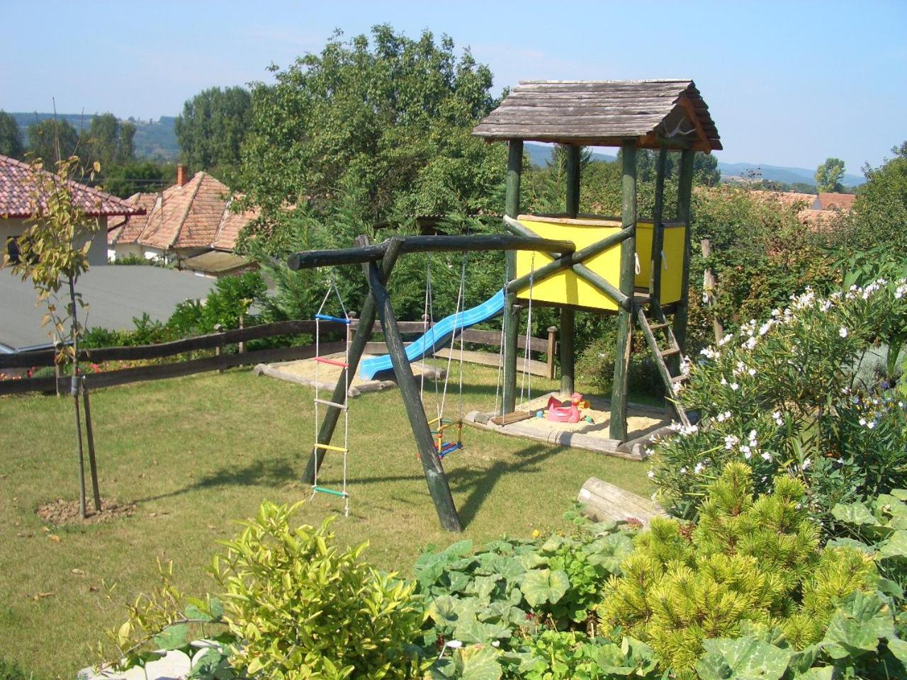 Bundi Vendeghaz Hotel Kehidakustany Luaran gambar
