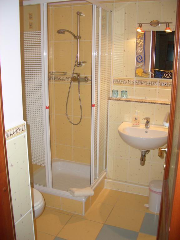 Bundi Vendeghaz Hotel Kehidakustany Luaran gambar
